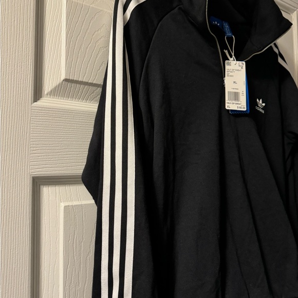 Women’s XL Adidas Half zip sweatshirt - Picture 4 of 4